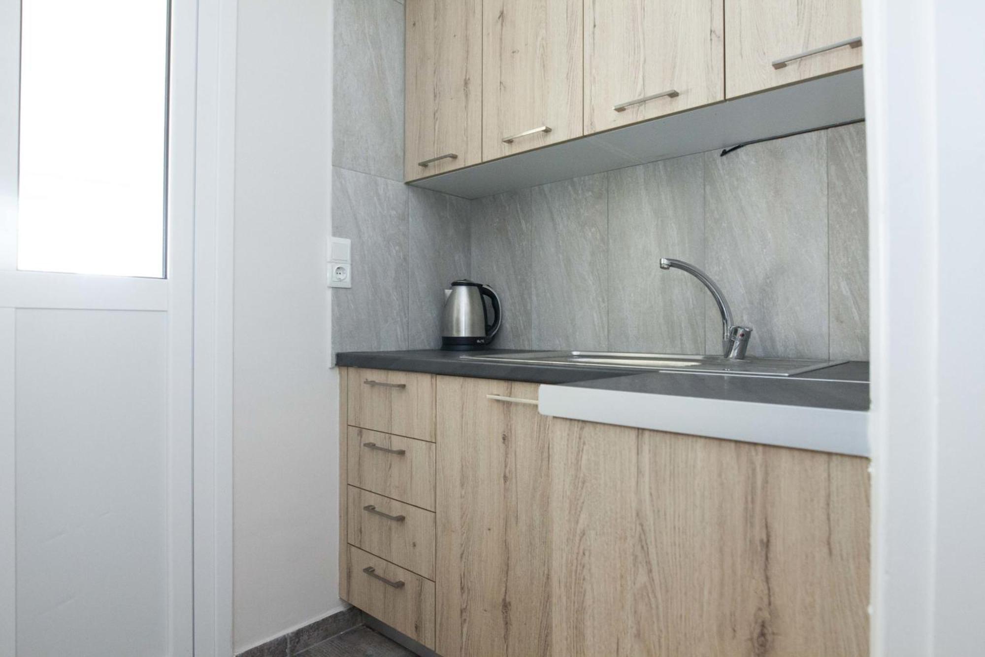 Modern 1 Bd Balcony Apt Near Metro In Kato Patisia Atina Dış mekan fotoğraf